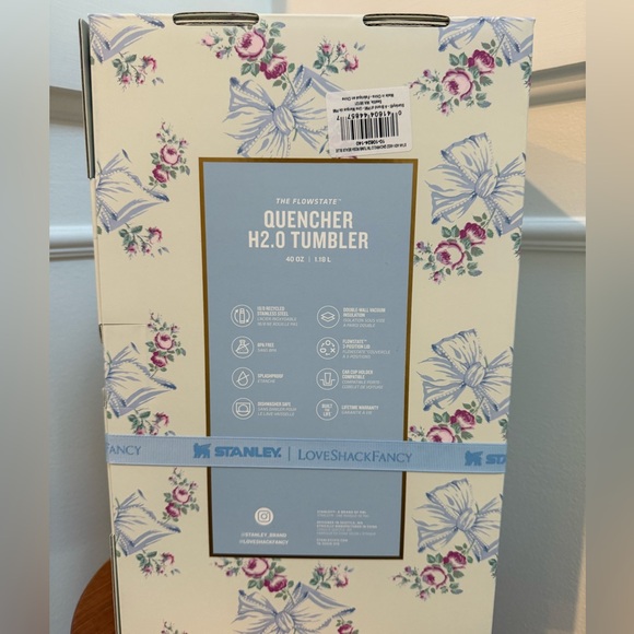 NEW Stanley Love Shack Fancy 40oz tumbler - Picture 4 of 5